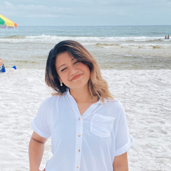 Meet your Posher, Kimberly - Picture 1 of 1